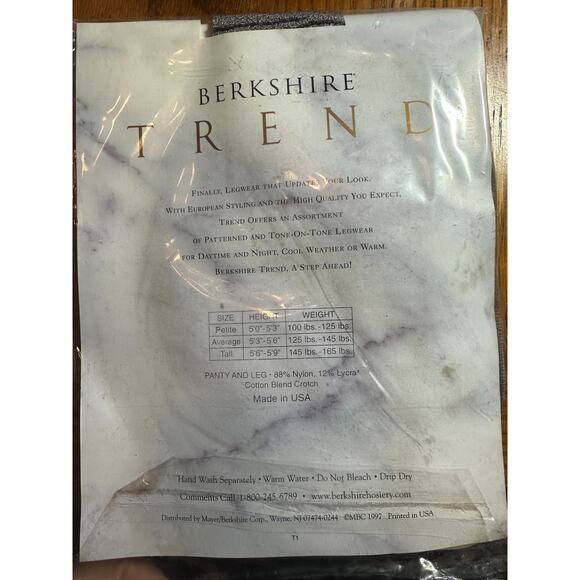 5 Berkshire Black Navy Patterned Pantyhose Hosiery Control Top SZ Tall A100952 - Picture 7 of 7